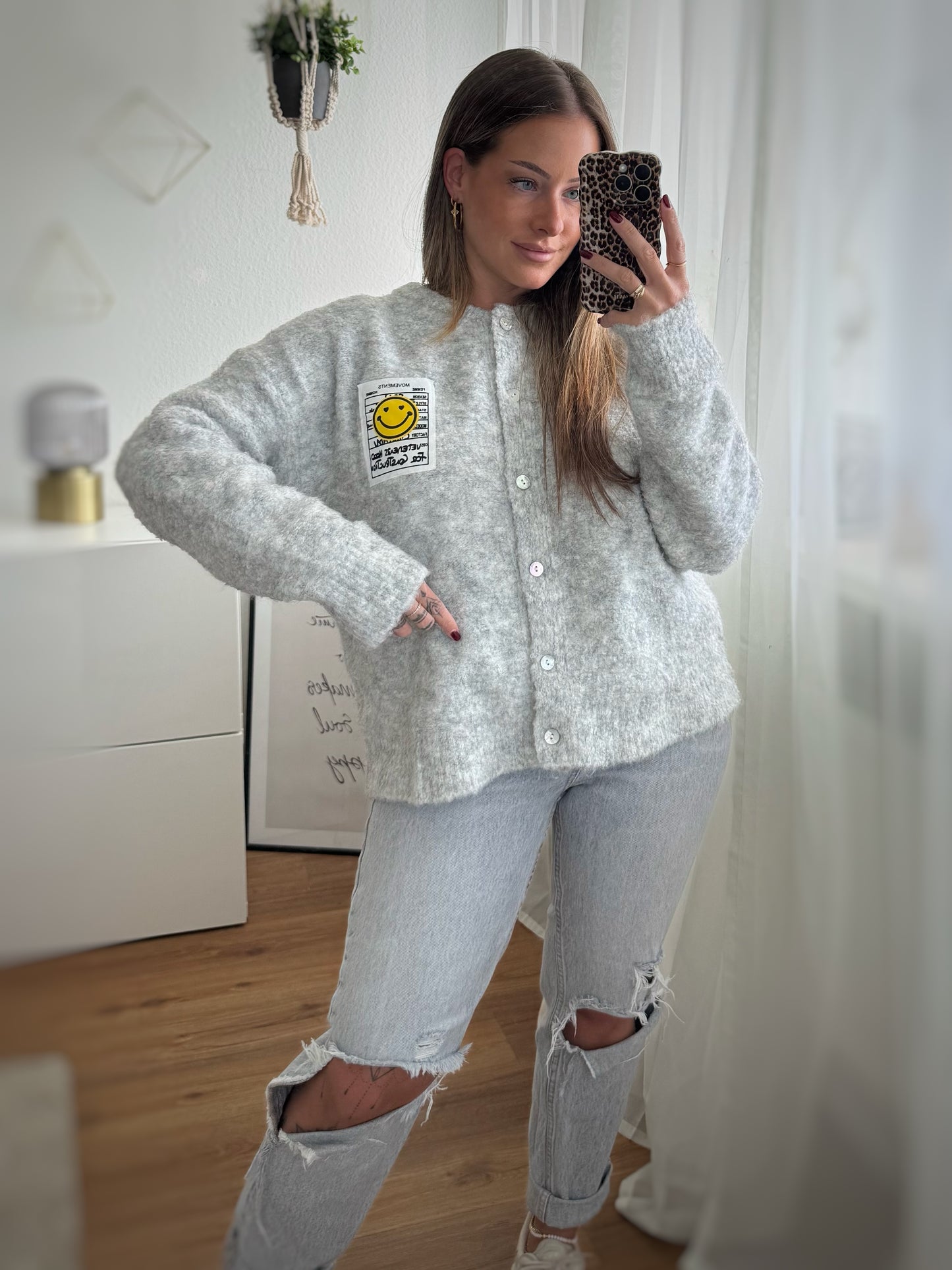 Cardigan Smiley Hellgrau