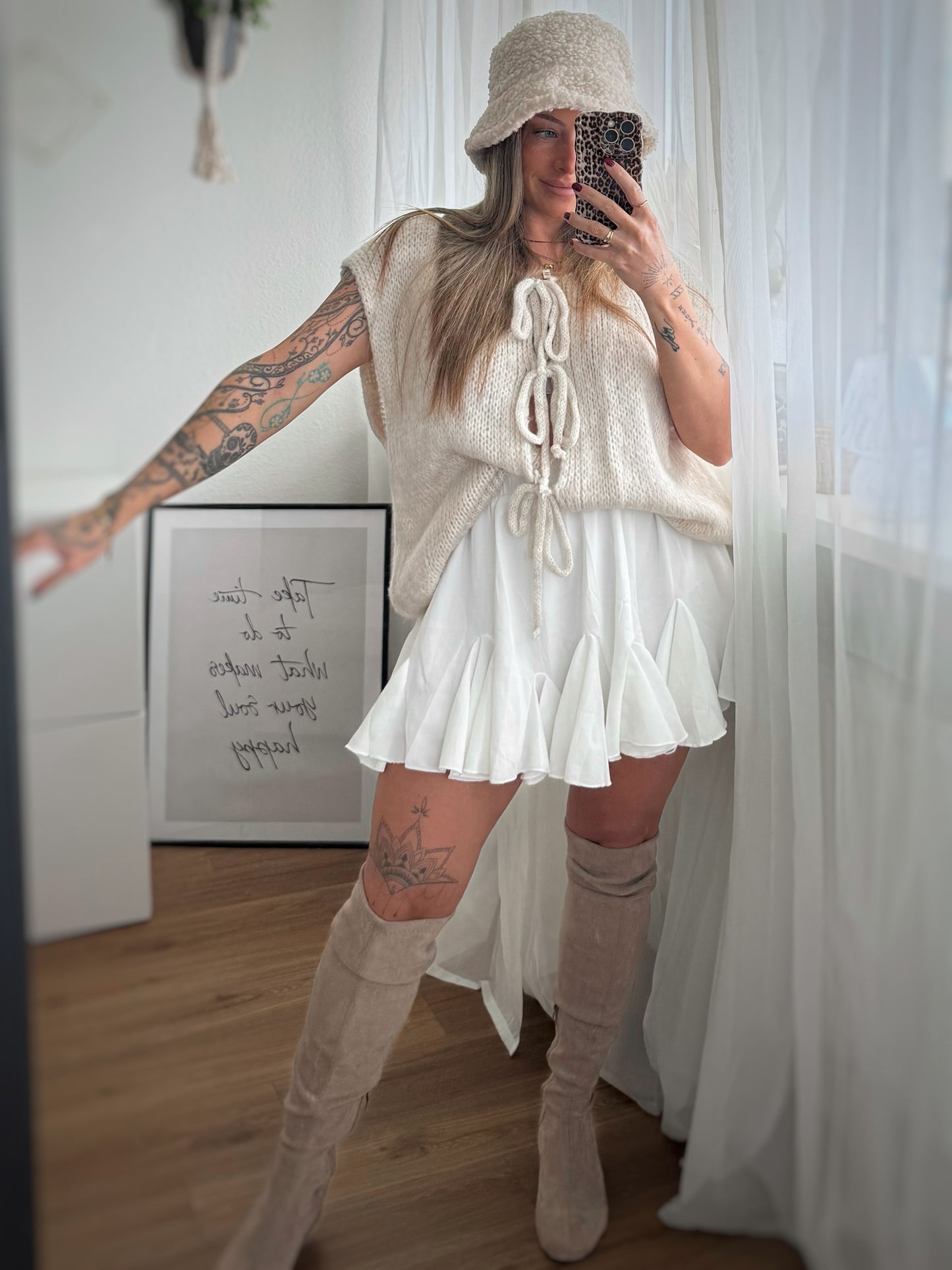 Strickweste ärmellos mit Schleifen